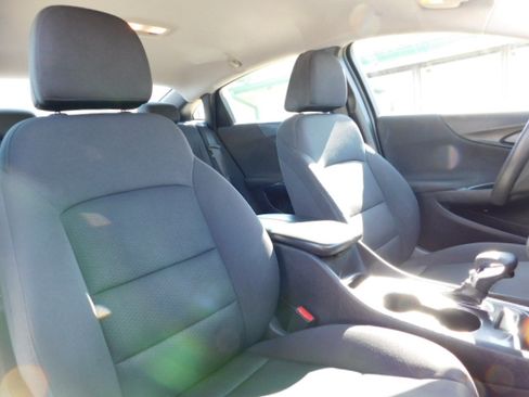 Used 2023 Chevrolet Malibu LT image 20