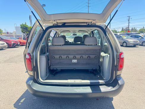 Used 2006 Dodge Caravan SE FWD image 20
