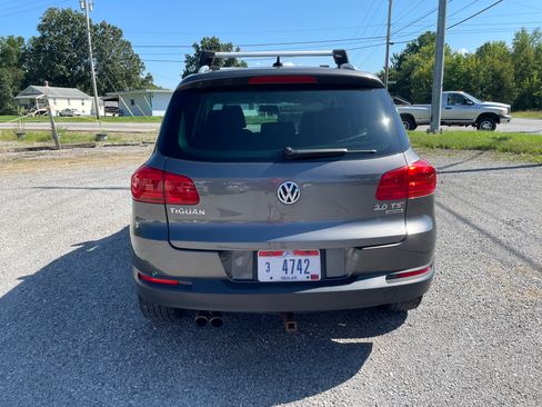 Used 2014 Volkswagen Tiguan 4Motion AWD/4WD image 4