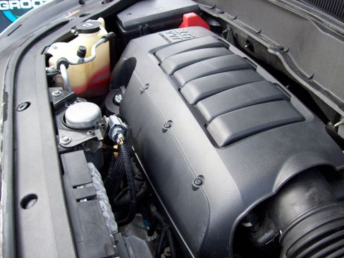 Used 2012 Chevrolet Traverse LS image 19