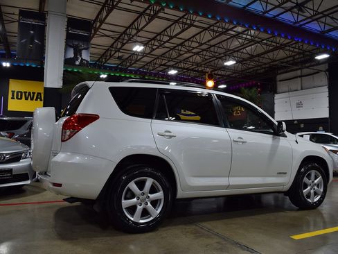 Used 2008 Toyota RAV4 Limited image 14