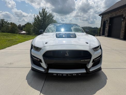 Used 2022 Ford Mustang Shelby GT500 Coupe RWD image 2