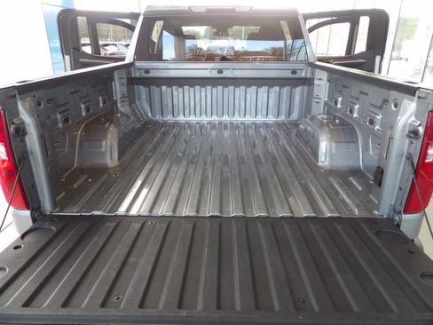 Used 2025 Chevrolet Silverado 1500 LT image 16