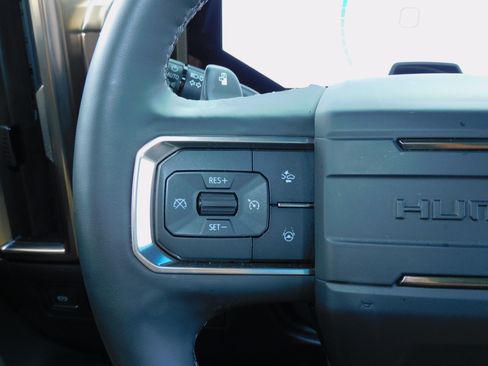 Used 2025 GMC Hummer EV 3X image 31