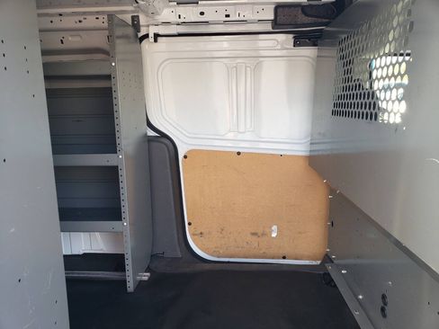 Used 2023 Ford Transit Connect XL image 8