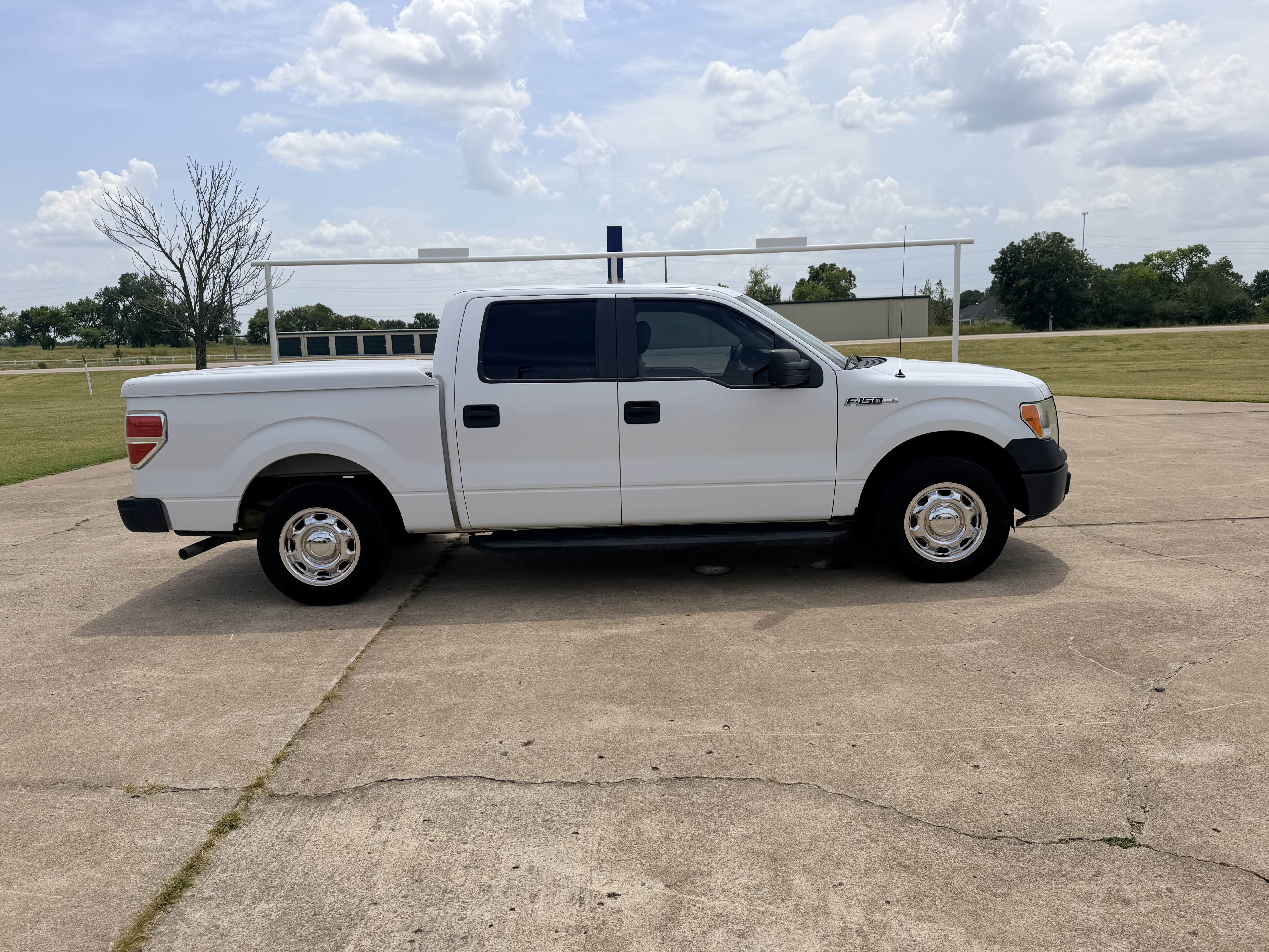 Used 2014 Ford F150 2WD SuperCrew image 4