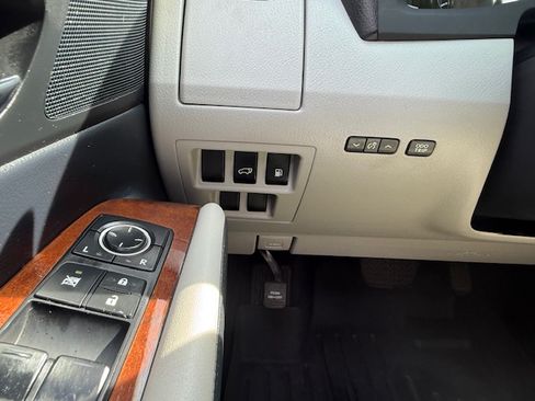 Used 2012 Lexus RX 450h image 24