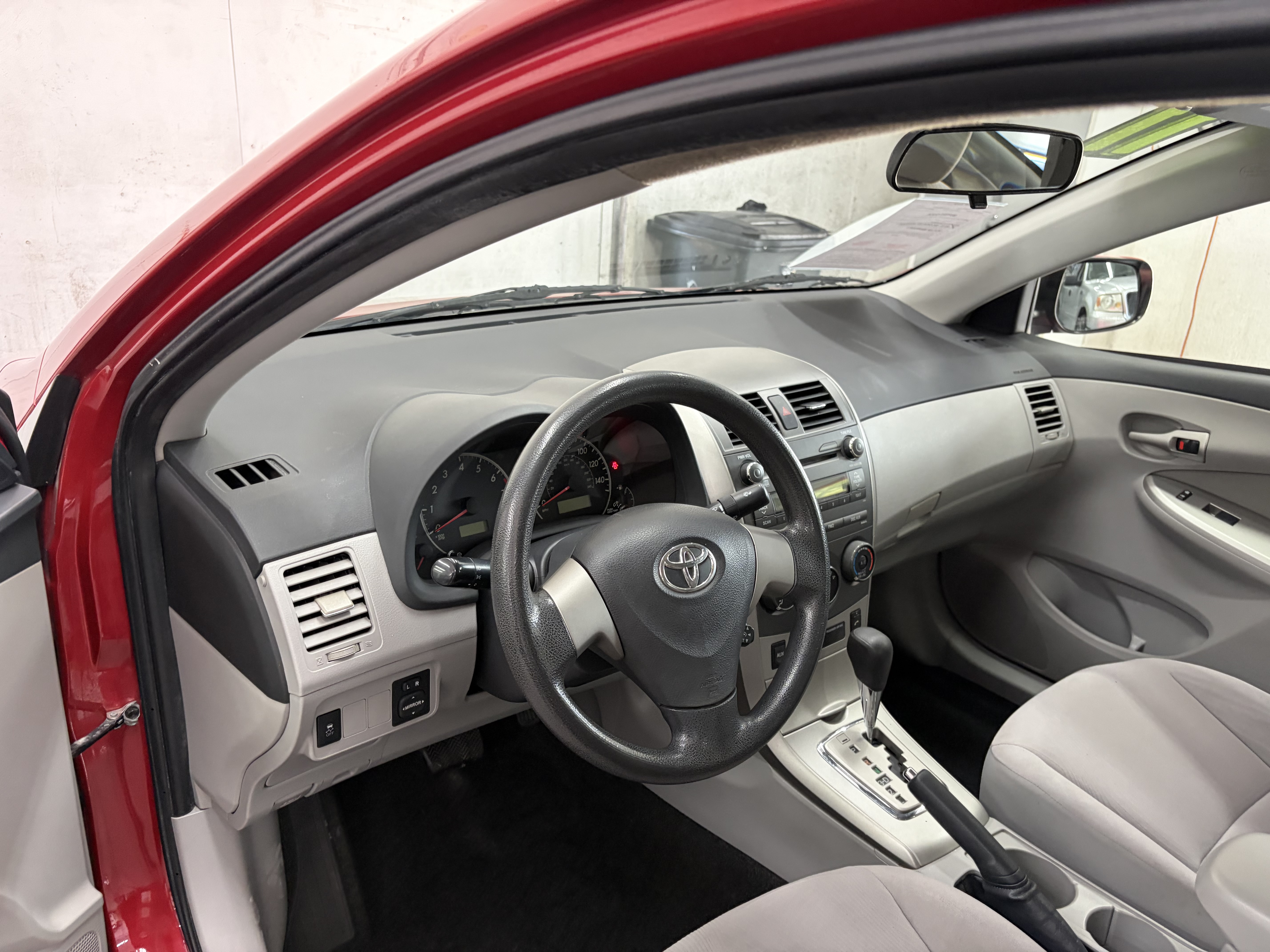 Used 2011 Toyota Corolla LE FWD image 14