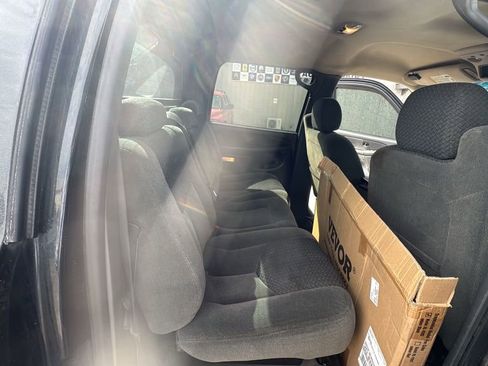 Used 2003 Chevrolet Avalanche image 8