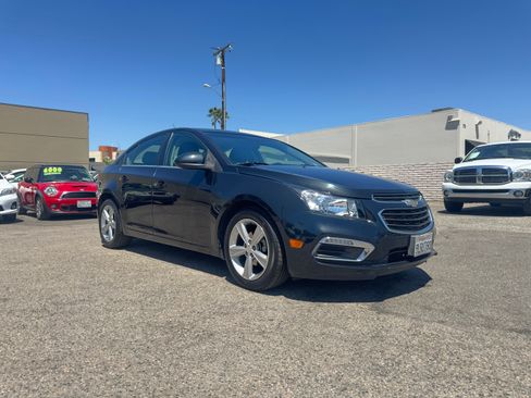Used 2015 Chevrolet Cruze LT FWD image 13