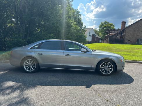 Used 2012 Audi A8 L 4.2 image 46