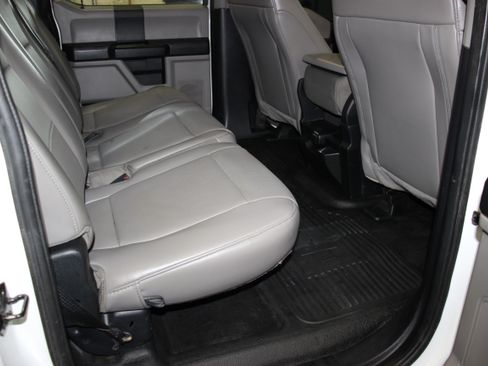 Used 2020 Ford F350 Super Duty XL image 26