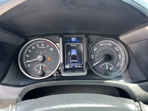 Used 2023 Toyota Tacoma TRD Sport image 21