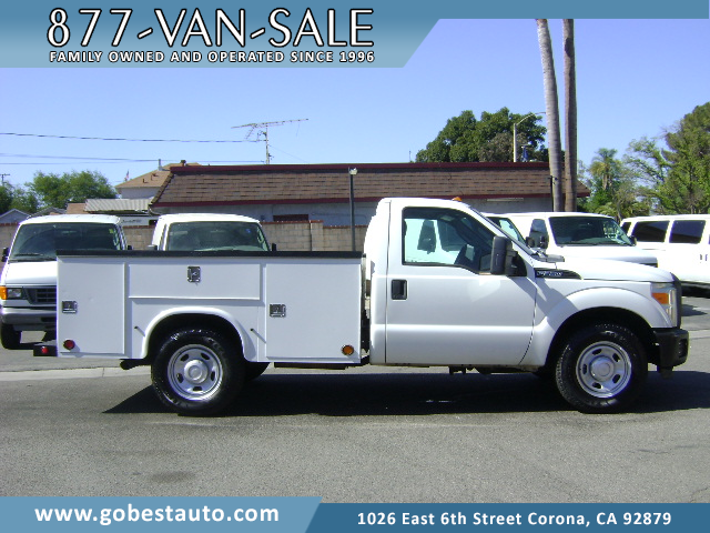 Used 2013 Ford F350 2WD Regular Cab Super Duty image 1
