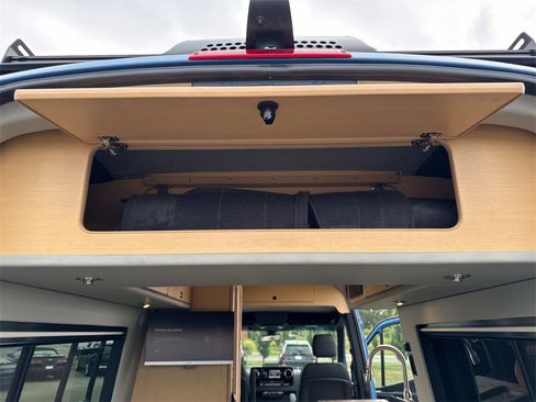 New 2025 Mercedes-Benz Sprinter 2500 image 32