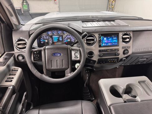 Used 2015 Ford F450 XLT image 24