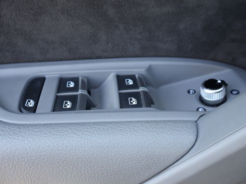 Used 2018 Audi SQ5 Premium Plus image 26