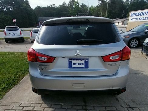 Used 2015 Mitsubishi Outlander Sport SE image 4