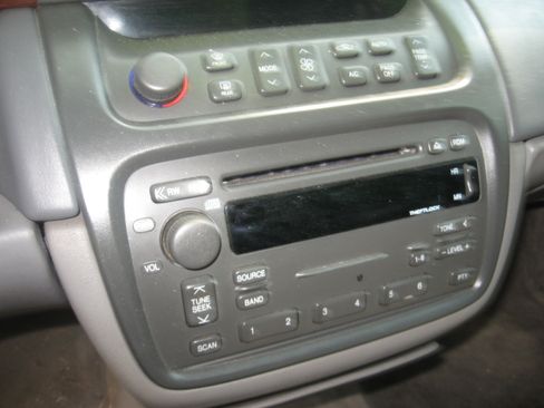 Used 2004 Cadillac De Ville UNAVAIL FWD image 11