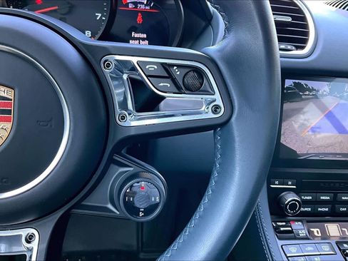 Used 2025 Porsche 718 Cayman RWD image 21