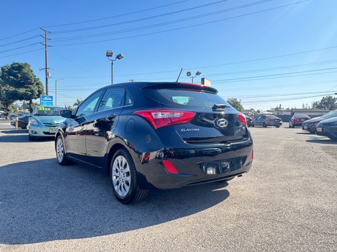 Used 2016 Hyundai Elantra GT image 4