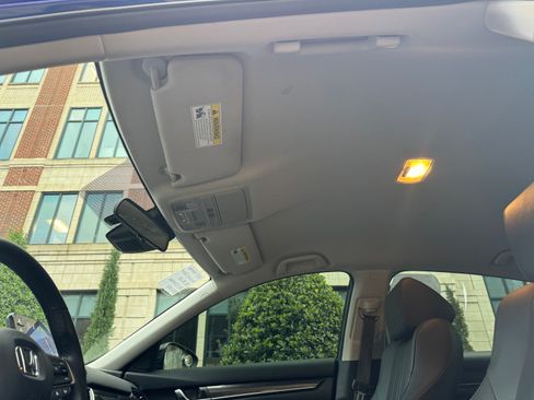 Used 2021 Honda Accord Sport image 19