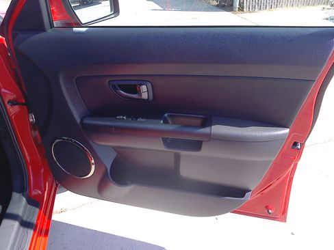 Used 2011 Kia Soul + image 11