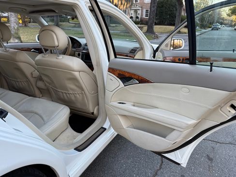 Used 2004 Mercedes-Benz E 320 Wagon image 36