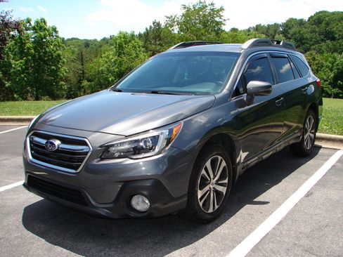 Used 2019 Subaru Outback 3.6R Limited AWD/4WD image 1
