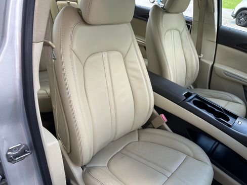Used 2013 Lincoln MKZ UNAVAIL FWD image 14