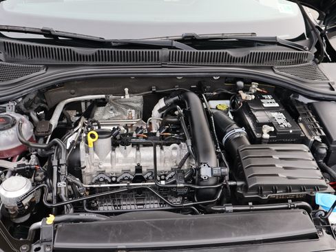 Used 2021 Volkswagen Jetta R-Line image 38