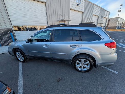 Used 2014 Subaru Outback 2.5i Premium image 19