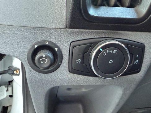 Used 2019 Ford Transit 250 image 22