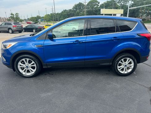 Used 2019 Ford Escape 4WD SE image 3