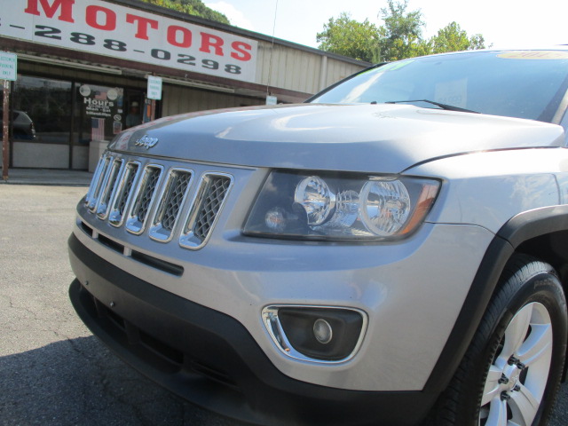 Used 2015 Jeep Compass 4WD Latitude image 10