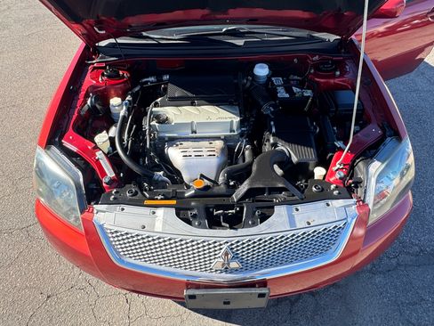 Used 2010 Mitsubishi Galant image 23