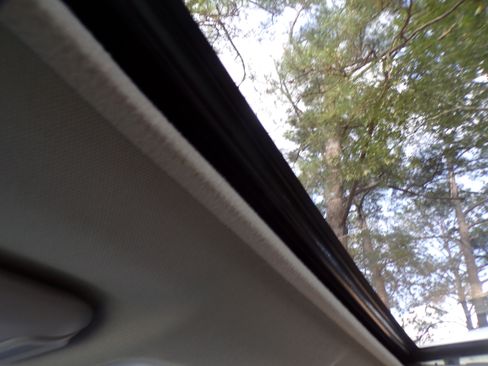 Used 2015 Toyota RAV4 XLE FWD image 12