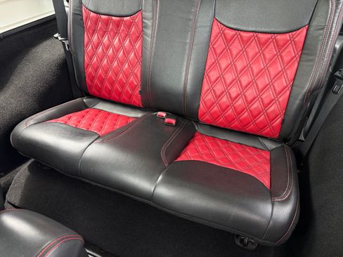 Used 2016 Jeep Wrangler 75th Anniversary AWD/4WD image 78