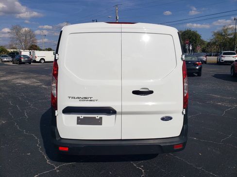 Used 2023 Ford Transit Connect XL image 3