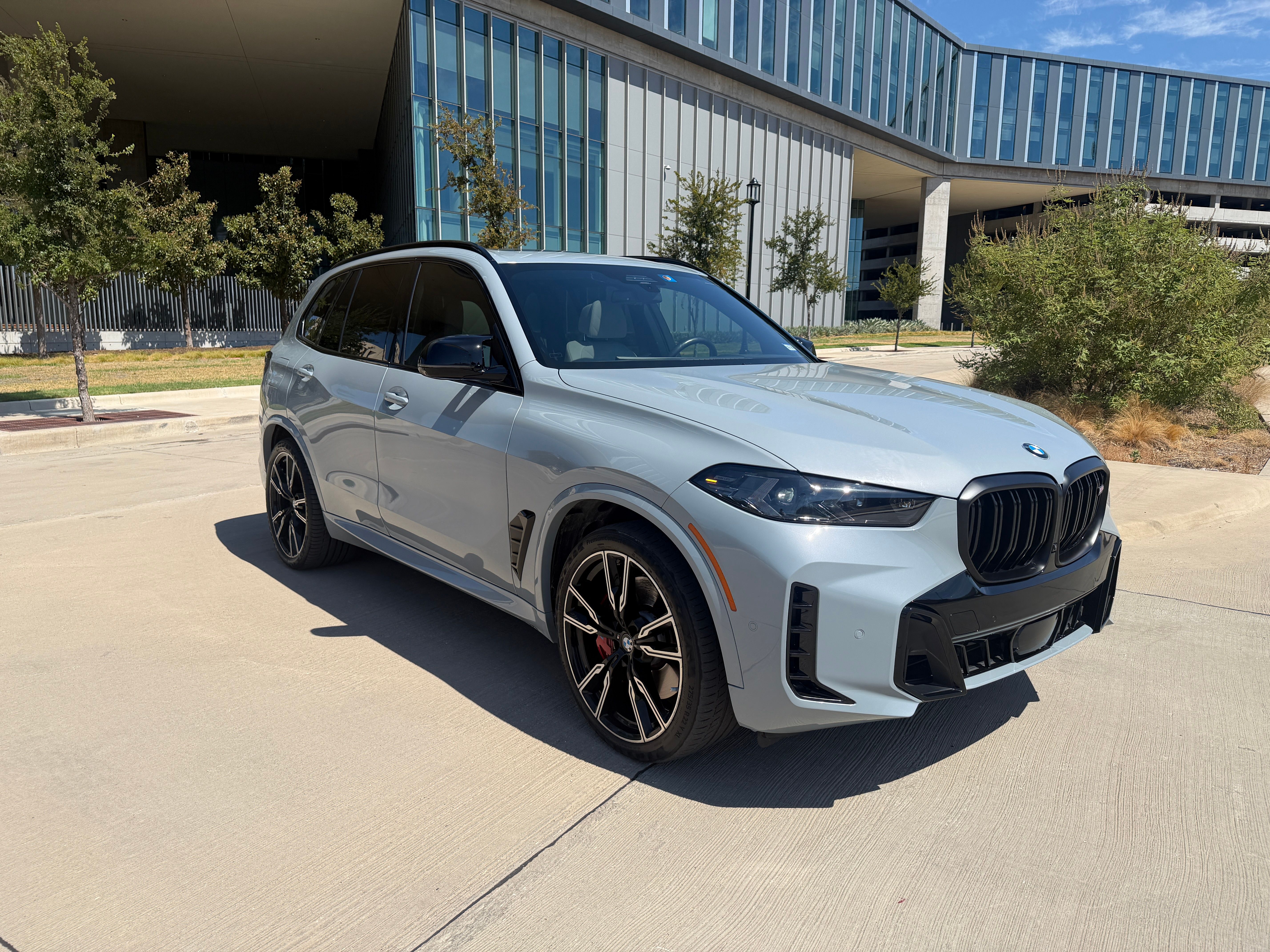 Used 2024 BMW X5 M60i AWD/4WD image 8