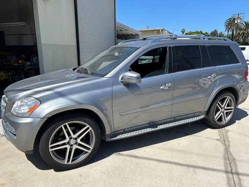Used 2012 Mercedes-Benz GL 550 image 1