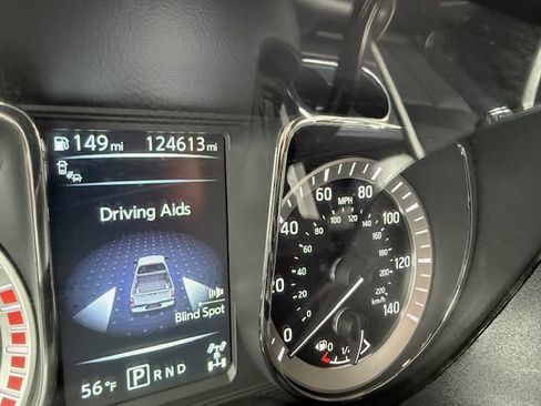 Used 2017 Nissan Titan PRO-4X image 11