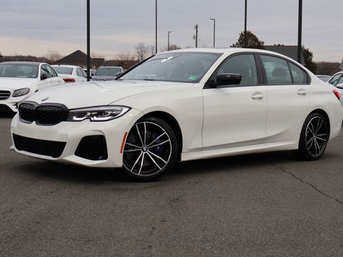 Used 2021 BMW M340i xDrive image 2