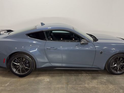 Used 2024 Ford Mustang Dark Horse image 12