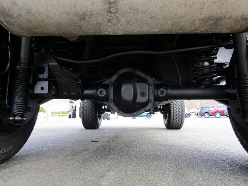 Used 2018 Jeep Wrangler Unlimited Sport image 12