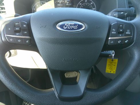 Used 2024 Ford Transit 250 XL image 17