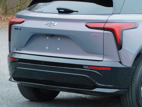 Used 2024 Chevrolet Blazer EV RS image 11