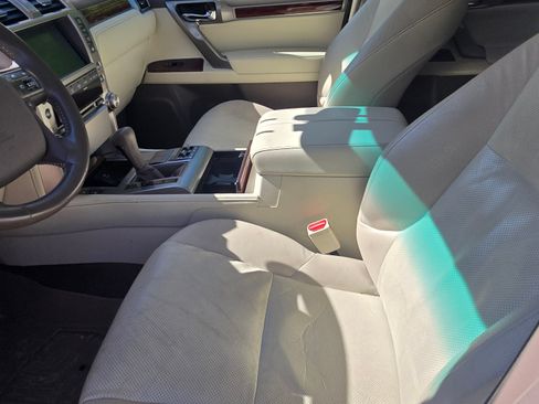 Used 2013 Lexus GX 460 GX 460 Sport Utility 4D AWD/4WD image 22