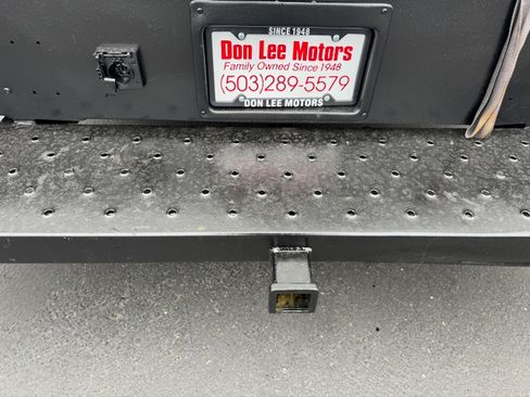 Used 2022 Ford E-350 and Econoline 350 image 23