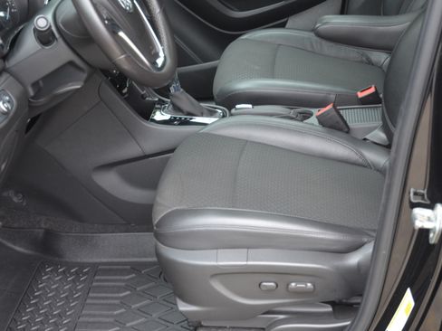 Used 2017 Buick Encore AWD Preferred image 9